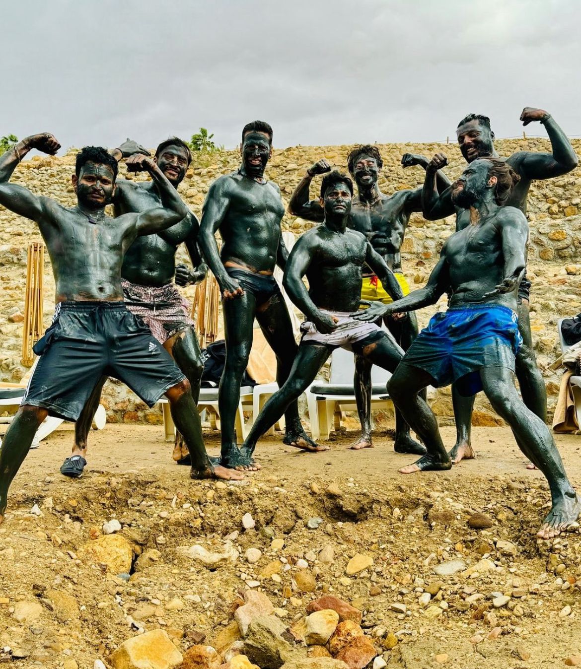 ‘बड़े मियां छोटे मियां’ का जॉर्डन शेड्यूल पूरा होने पर अक्षय कुमार ने जश्न मनाया