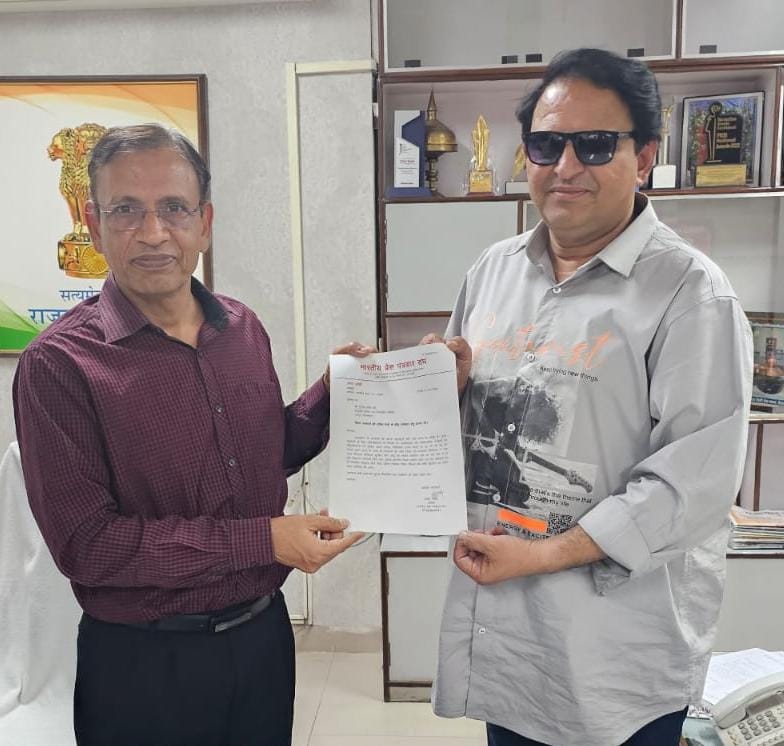 पत्रकारों की समस्याओं का समाधान चरणबद्ध तरीके से किया जाएगा-आयुक्त