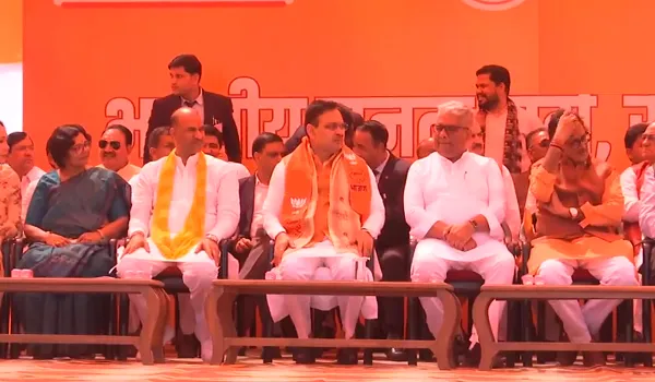 राजस्थान में Congress छोड़ लालचंद कटारिया, खिलाड़ी लाल बैरवा समेत 30 दिग्गज BJP में हुए शामिल