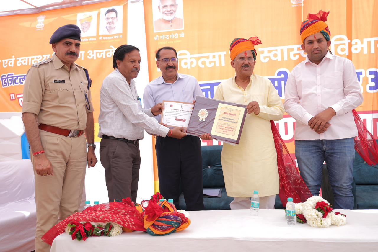 विधानसभा अध्यक्ष वासुदेव देवनानी ने दी जोनल वैक्सीन सेंटर की सौगात