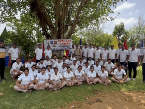 जेटीआई में खुला ‘न्यू लॉज’ गार्डन: नए कानूनों की प्रदर्शनी के साथ जेल प्रहरियों का अनूठा प्रयोग