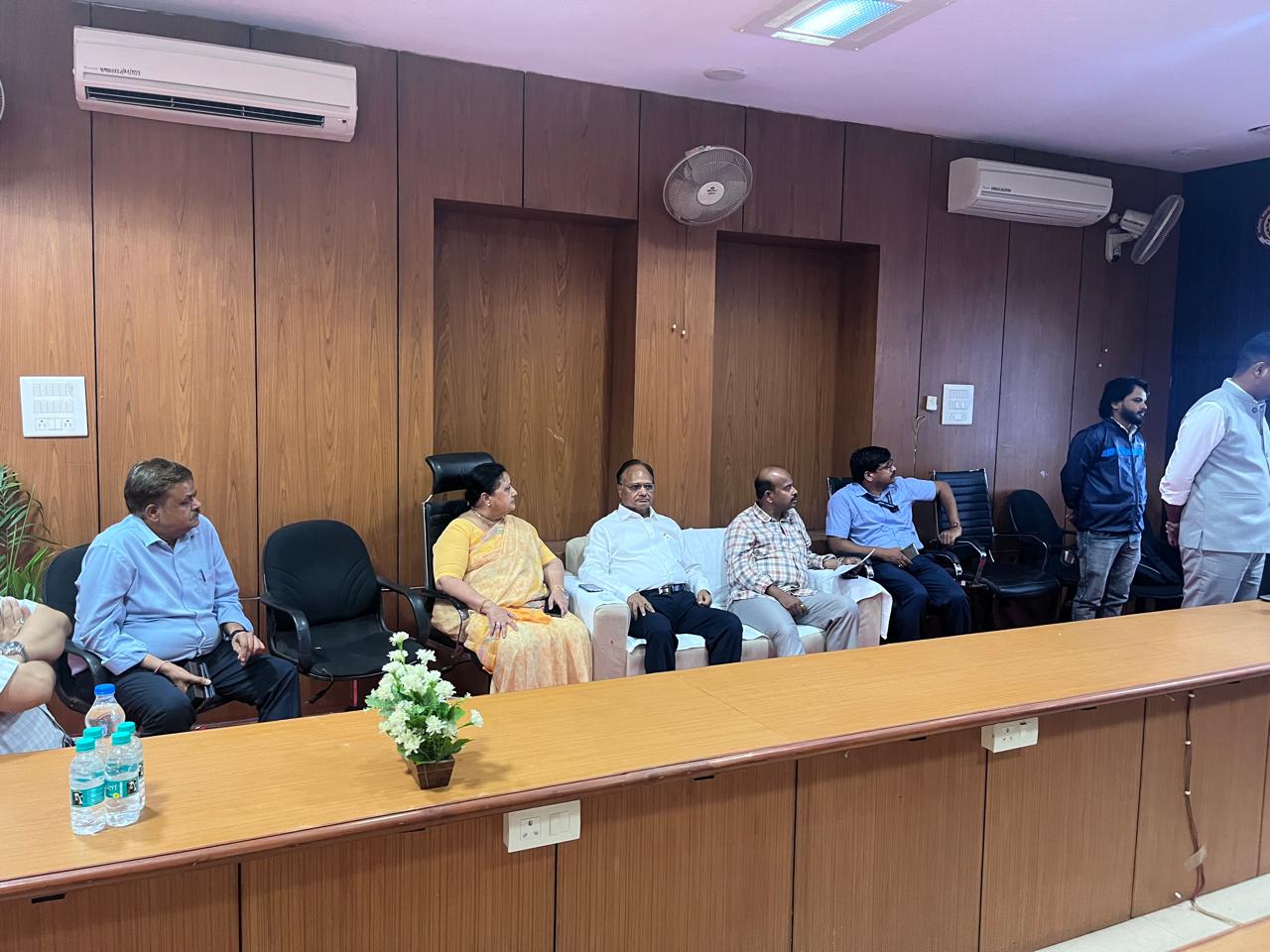 वर्धमान महावीर खुला विश्वविद्यालय द्वारा आयोजित प्री-डीएलएड परीक्षा सफलतापूर्वक संपन्न