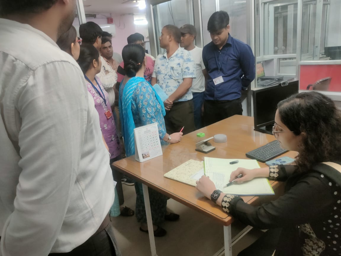 “राजस्थान में औषधि भण्डार गृहों की विशेष निरीक्षण: जलभराव और दवाओं की उपलब्धता पर फोकस”