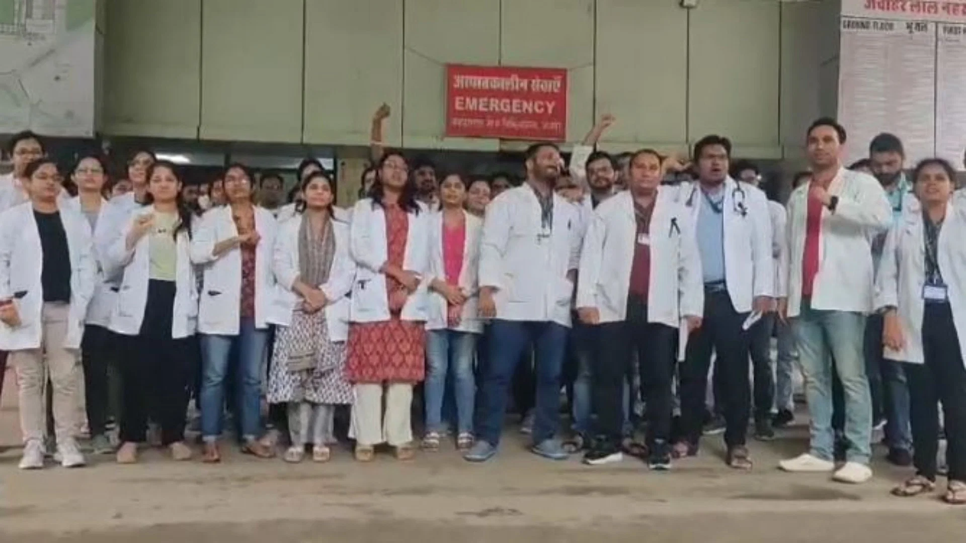 कोलकाता में महिला डॉक्टर की हत्या पर अजमेर में विरोध, रेजिडेंट डॉक्टर्स ने सीबीआई जांच की मांग की