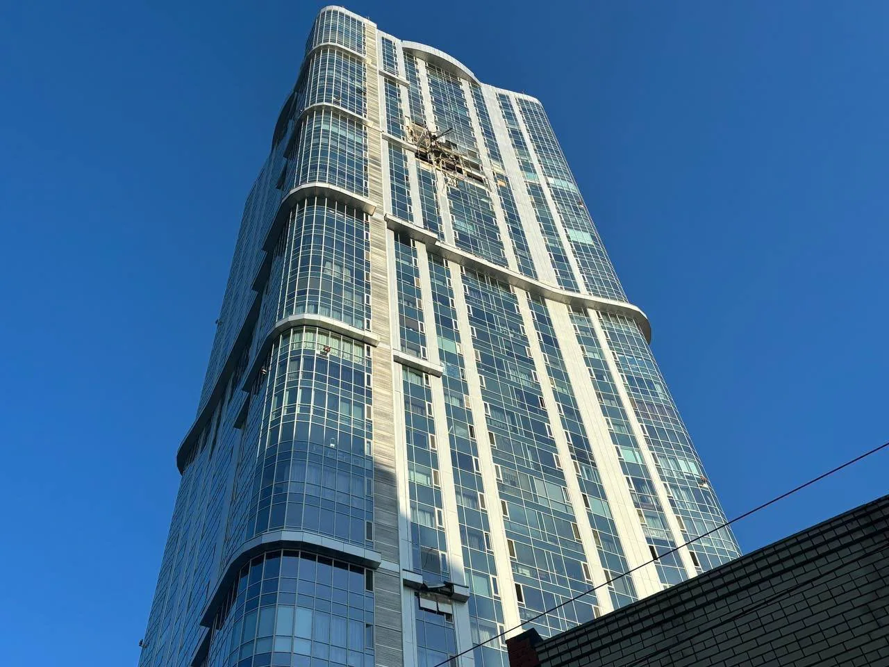 रूस के सारातोव में यूक्रेन का ड्रोन हमला