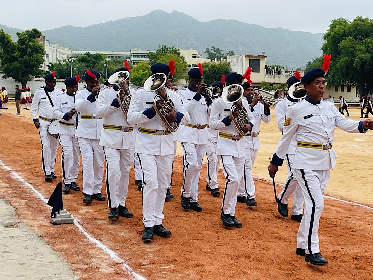 अजमेर में स्वतंत्रता दिवस पर पुलिस लाइन मैदान में हुआ भव्य जिला स्तरीय समारोह