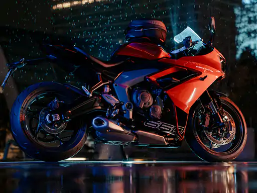 ट्रायम्फ डेटोना 660: भारत में लॉन्च हुई नई मिडिलवेट स्पोर्ट बाइक