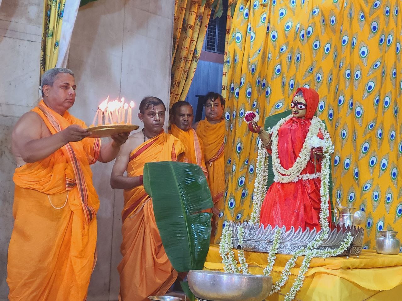 गोविंददेवजी मंदिर में राधा अष्टमी का भव्य उत्सव: श्रीजी का पंचामृत अभिषेक
