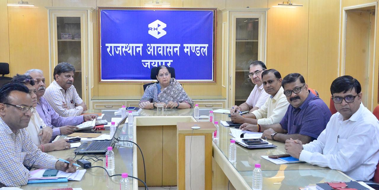 राजस्थान आवासन मंडल की संपत्तियों का जल्द निस्तारण सुनिश्चित करें