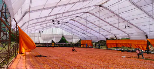 रैवासा धाम के 18वें पीठाधीश्वर राजेंद्र दास महाराज की चादरपोशी