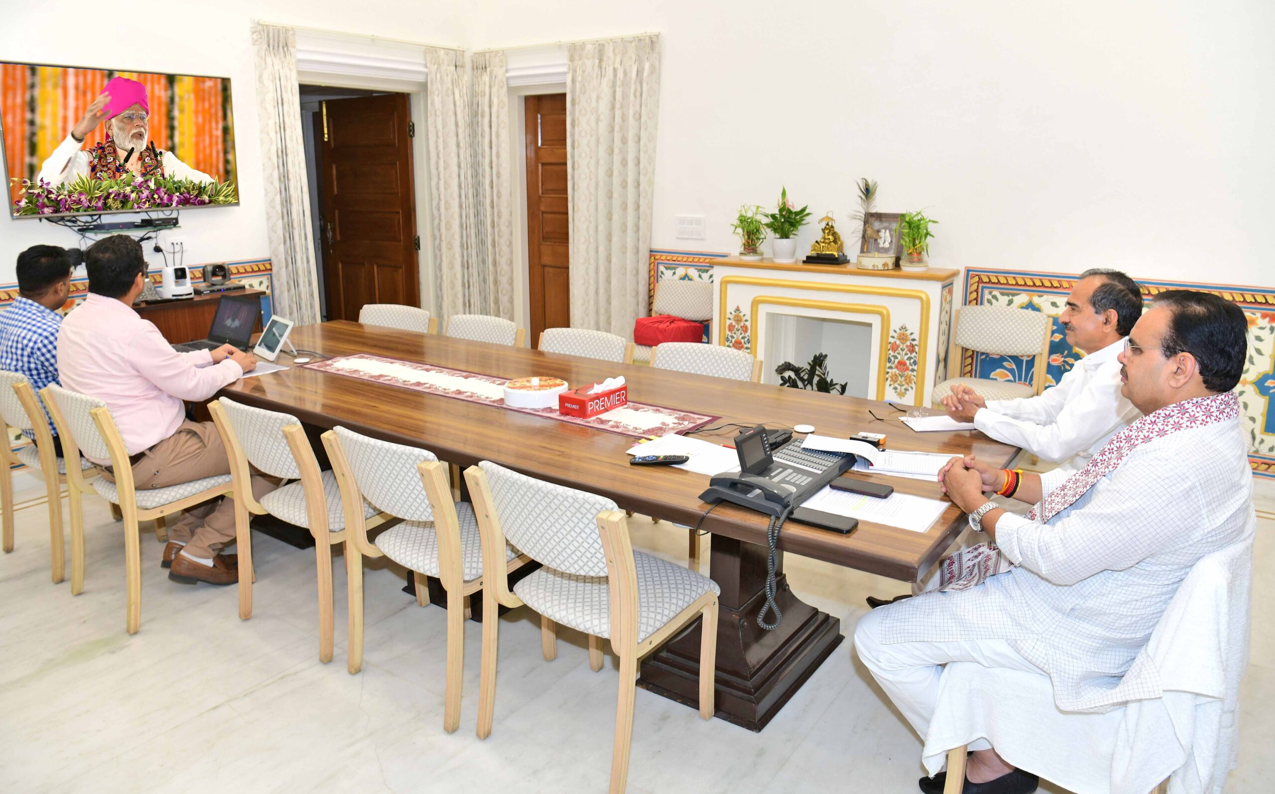 पीएम मोदी ने पीएम किसान सम्मान निधि की 18वीं किस्त जारी की