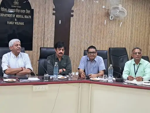 15 जिलों के सीएमएचओ को नोटिस: तंबाकू मुक्त अभियान में लापरवाही