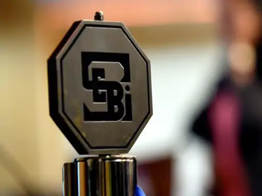 सेंसेक्स और निफ्टी में गिरावट: SEBI के नए नियमों का क्या है असर?