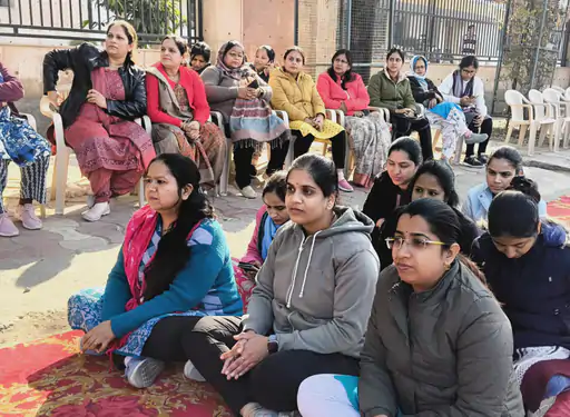 अजमेर डिस्कॉम के निजीकरण विरोध में 17 जिलों के कर्मचारियों ने दिया धरना