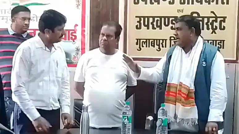 भीलवाड़ा में हादसे के बाद विधायक जब्बर सिंह सांखला का गुस्सा फूटा