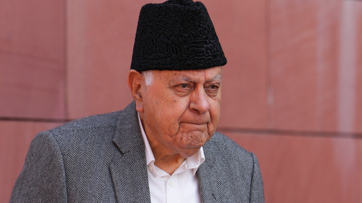 फारूक अब्दुल्ला ने सैफ अली खान पर हमले को बताया मामूली घटना