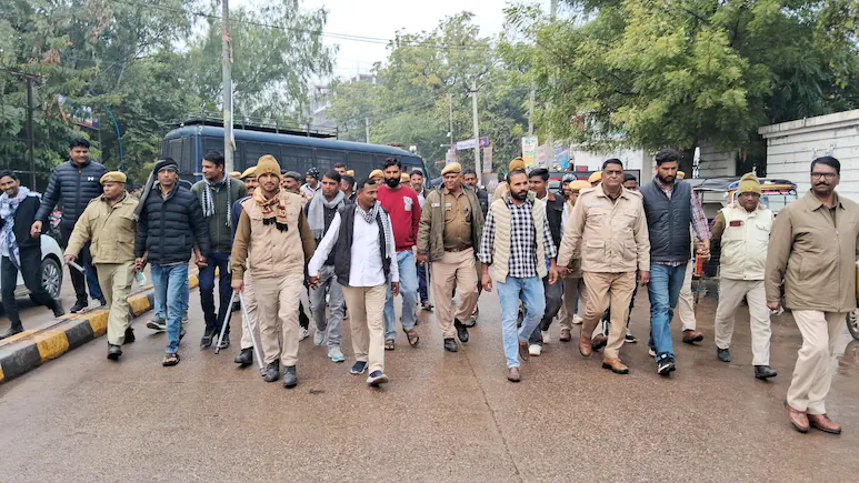 बूंदी में 15 कांग्रेस कार्यकर्ताओं का कोर्ट में सरेंडर