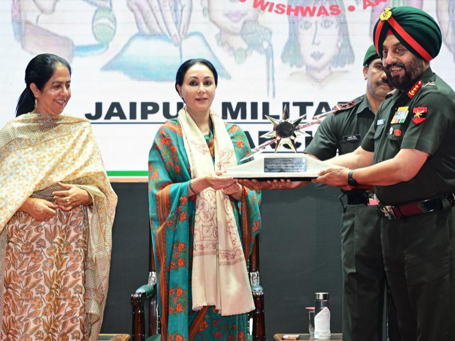 उपमुख्यमंत्री दीया कुमारी ने वीरांगनाओं को किया सम्मानित