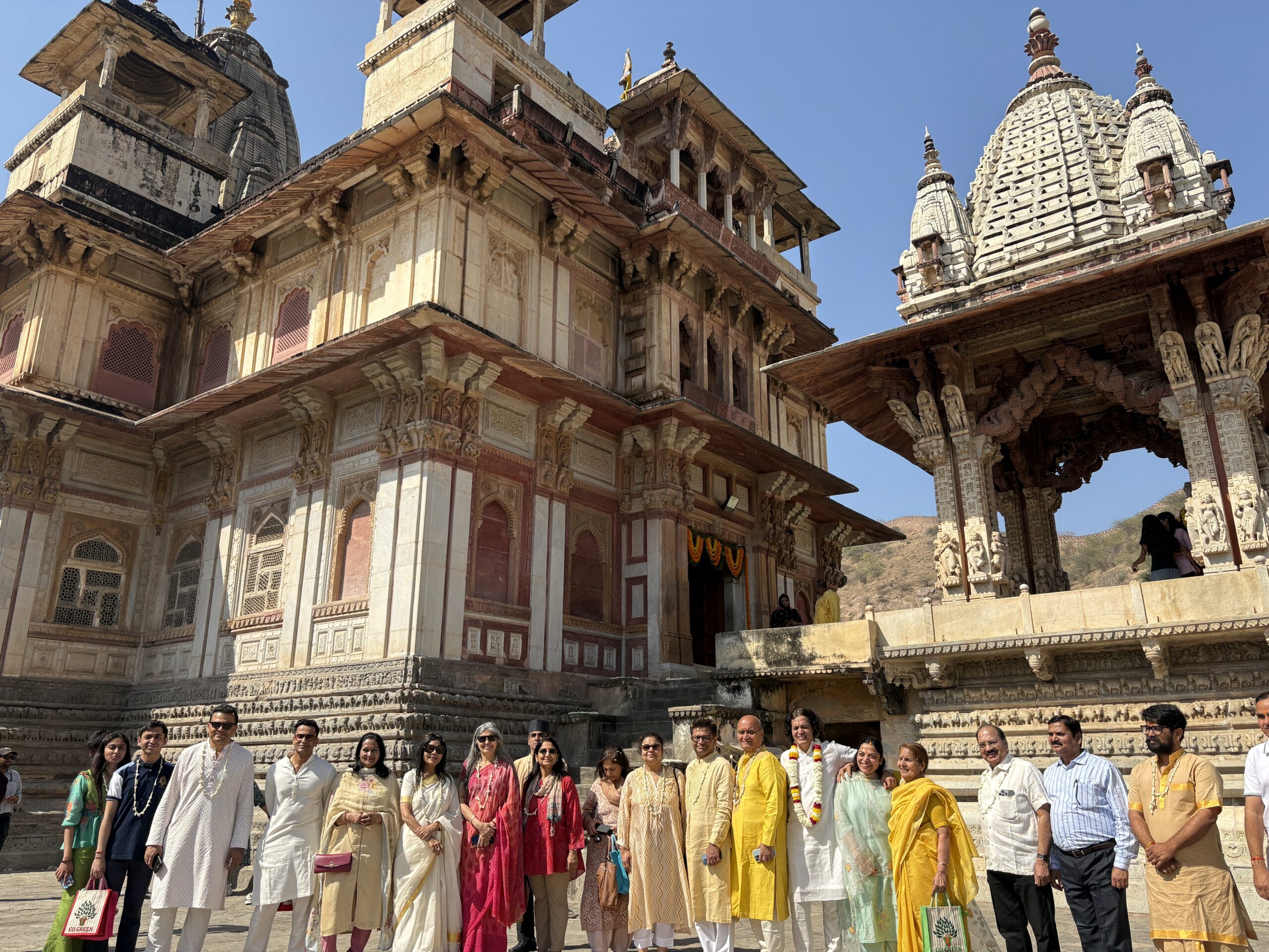 राजस्थान स्थापना दिवस: जयपुर में तीन ऐतिहासिक मंदिरों में भव्य प्रार्थना