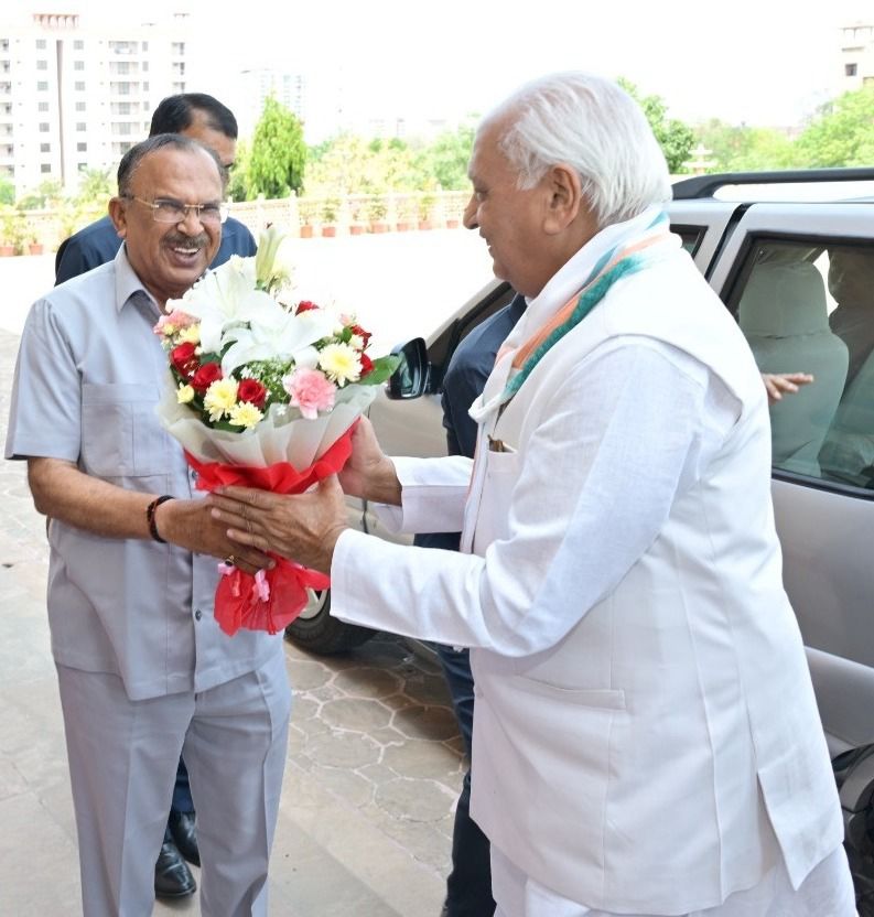 बिहार के राज्यपाल आरिफ मोहम्मद खां ने देखा राजस्थान विधानसभा का भवन