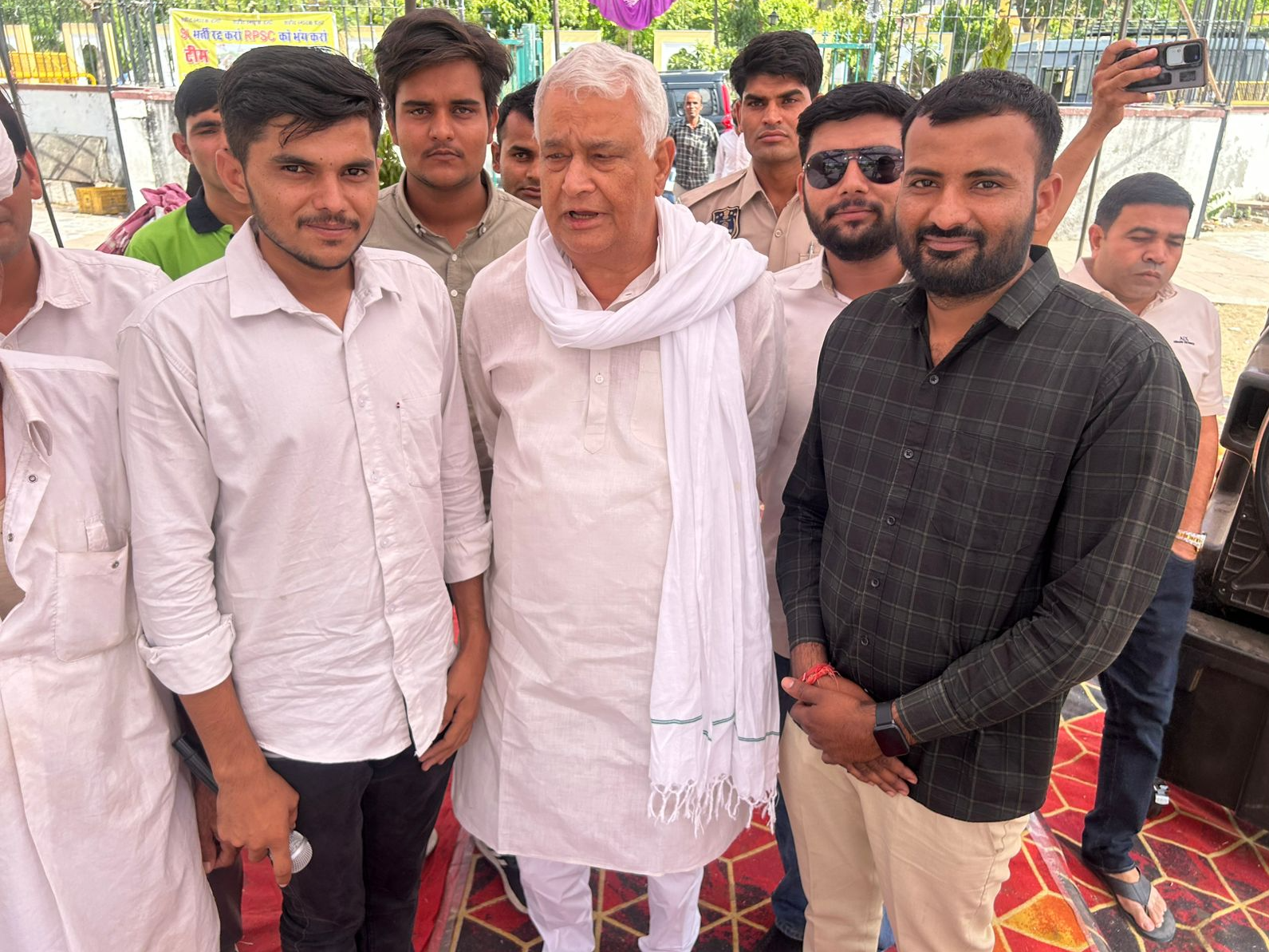 एसआई भर्ती विवाद में युवाओं के समर्थन में उतरे मंत्री किरोड़ी लाल मीणा