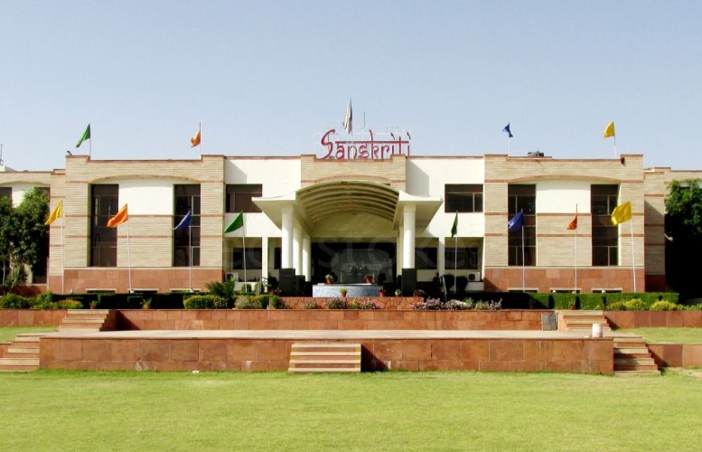 CBSE 2025 बोर्ड परीक्षा में संस्कृति द स्कूल के विद्यार्थियों का उत्कृष्ट प्रदर्शन