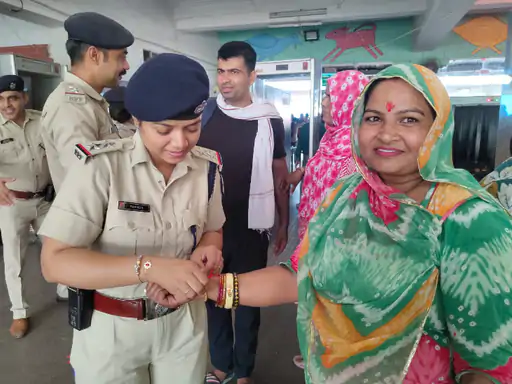 रक्षाबंधन पर 100 साल बाद बना दुर्लभ शुभ संयोग