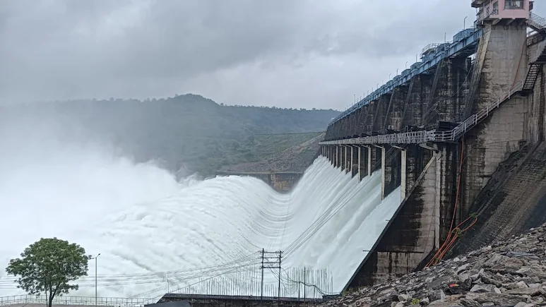 जवाई बांध के 7 गेट खोले गए, जवाई नदी का बहाव तेज; कई गांवों में अलर्ट जारी