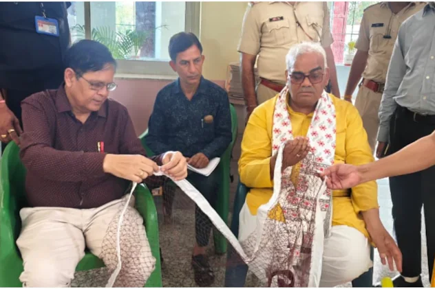 शिक्षा मंत्री मदन दिलावर का स्कूल में सरप्राइज विजिट