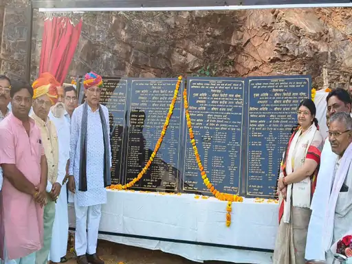 विधायक रामसहाय वर्मा का डोटासरा पर पलटवार, बोले– “पहले अपने गिरेबान में झांकें, कांग्रेस राज में 18 पेपर आउट हुए”