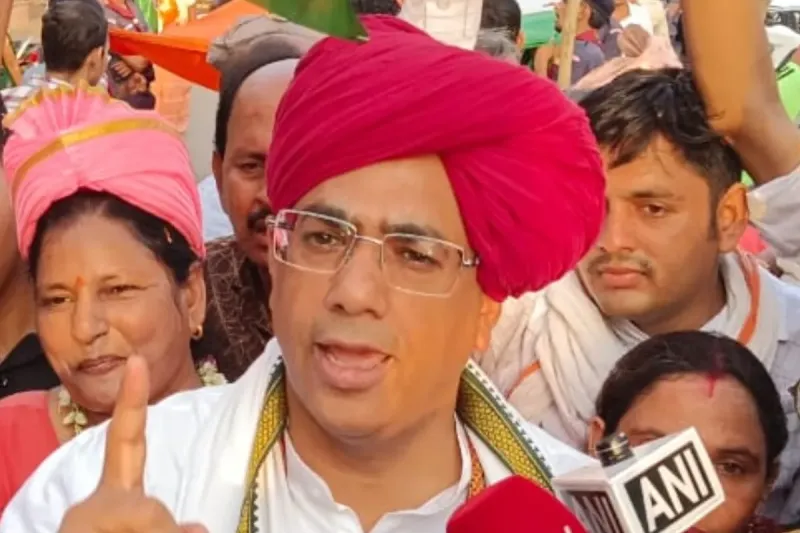 बगड़ावत संगम महोत्सव में सियासी तकरार, विजय बैंसला ने बीजेपी विधायक राजेंद्र गुर्जर पर साधा निशाना