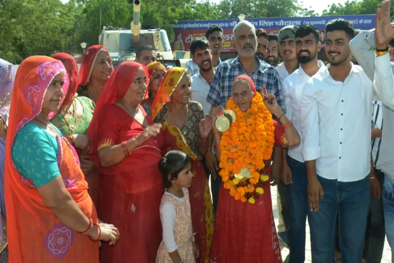 बीकानेर की ‘गोल्डन दादी’ पाना देवी ने फिर रचा इतिहास, 94 की उम्र में जीते चार गोल्ड मेडल