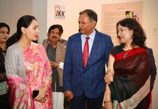 जवाहर कला केन्द्र में ‘मेलोडी ऑफ कलर्स’ प्रदर्शनी का शुभारंभ