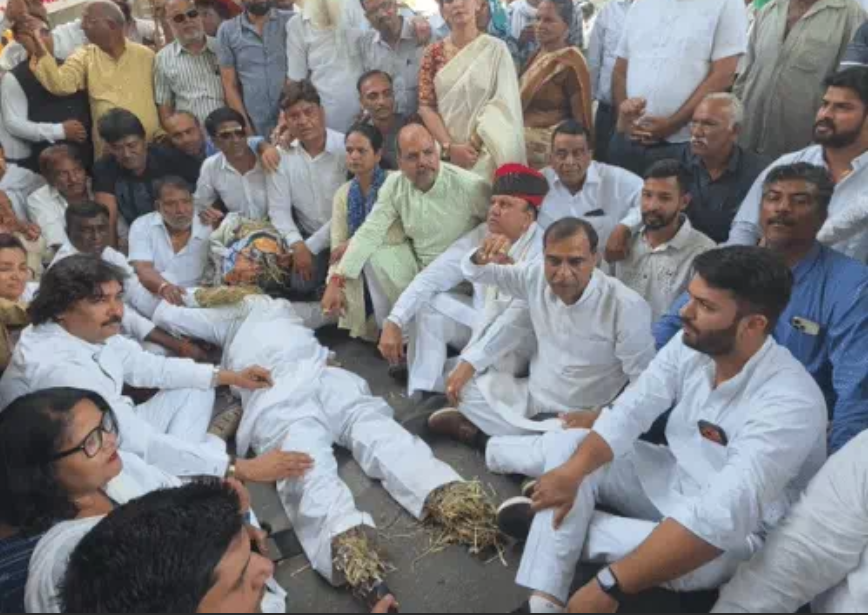 अजमेर में पायलट समर्थकों का प्रदर्शन, कांग्रेस में गुटबाजी उजागर