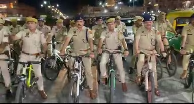 जयपुर में साइकिल से ऑफिस पहुंचे IPS विकास कुमार